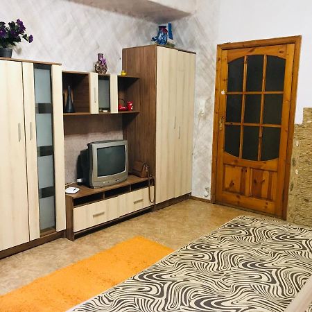 1 Room Apartment Odessa Exterior foto